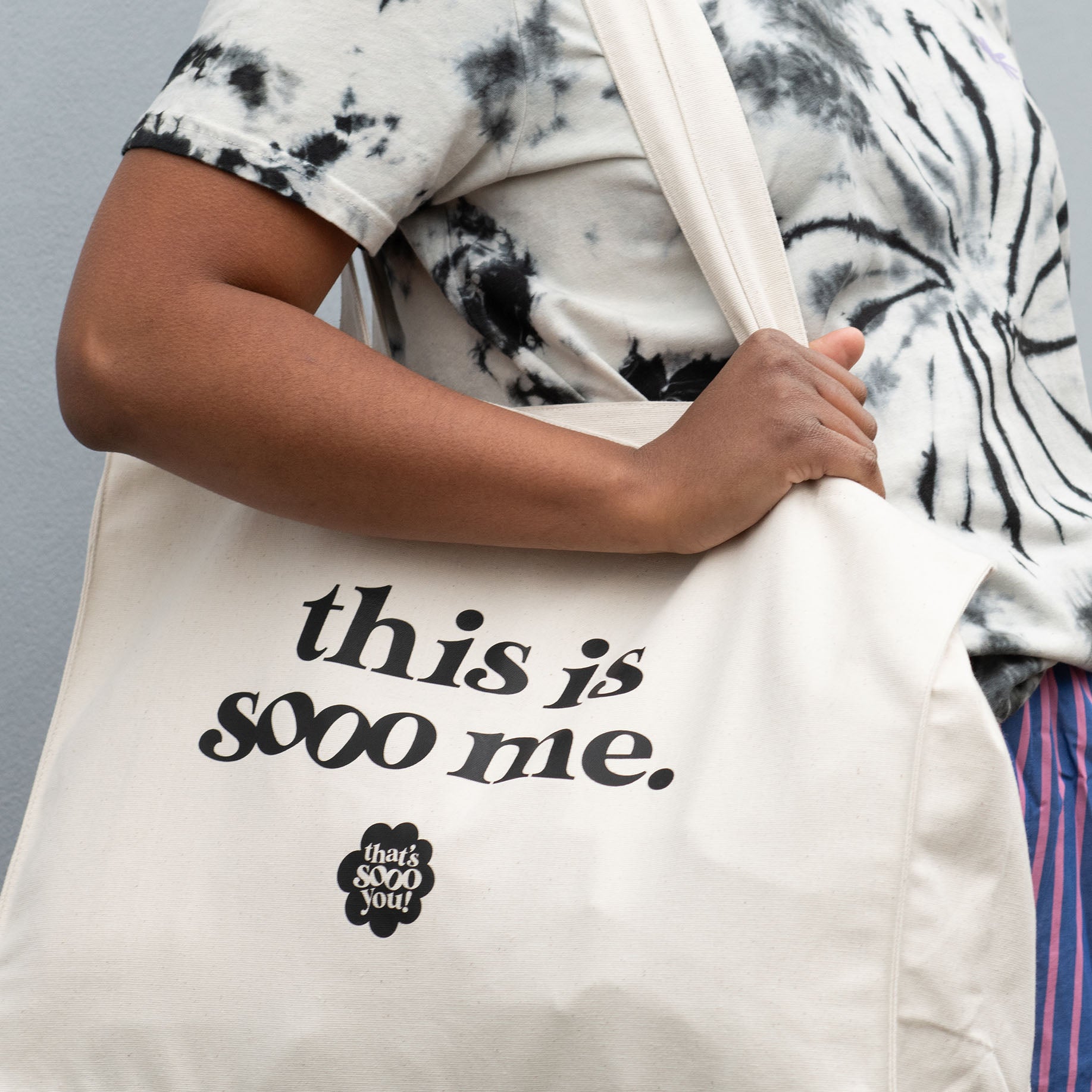 This is Sooo Me XL Shopper