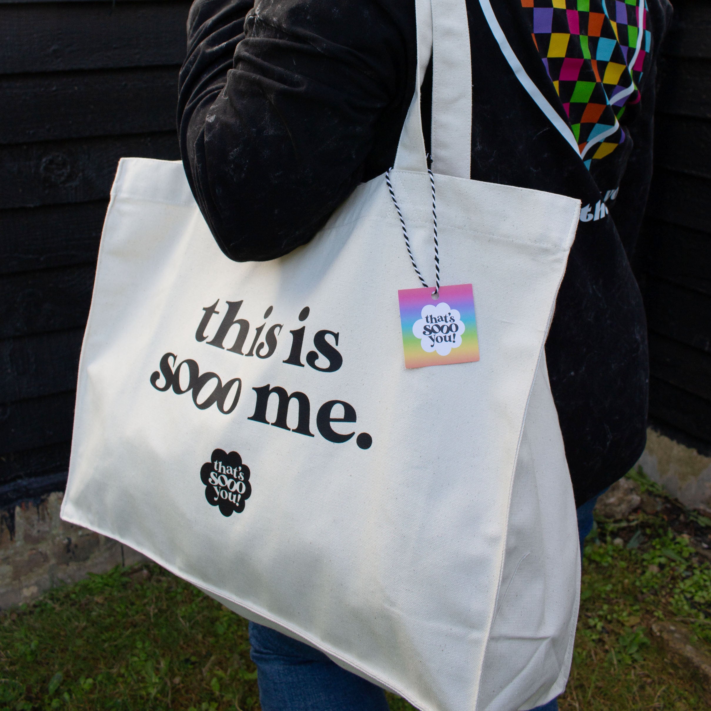 This is Sooo Me XL Shopper